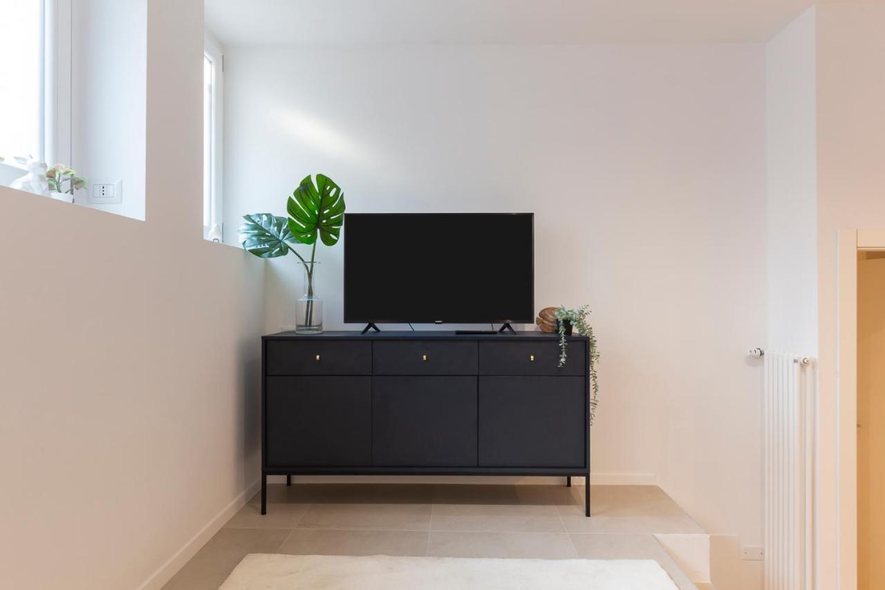 I Host Apartment - Val Strona 米兰 外观 照片